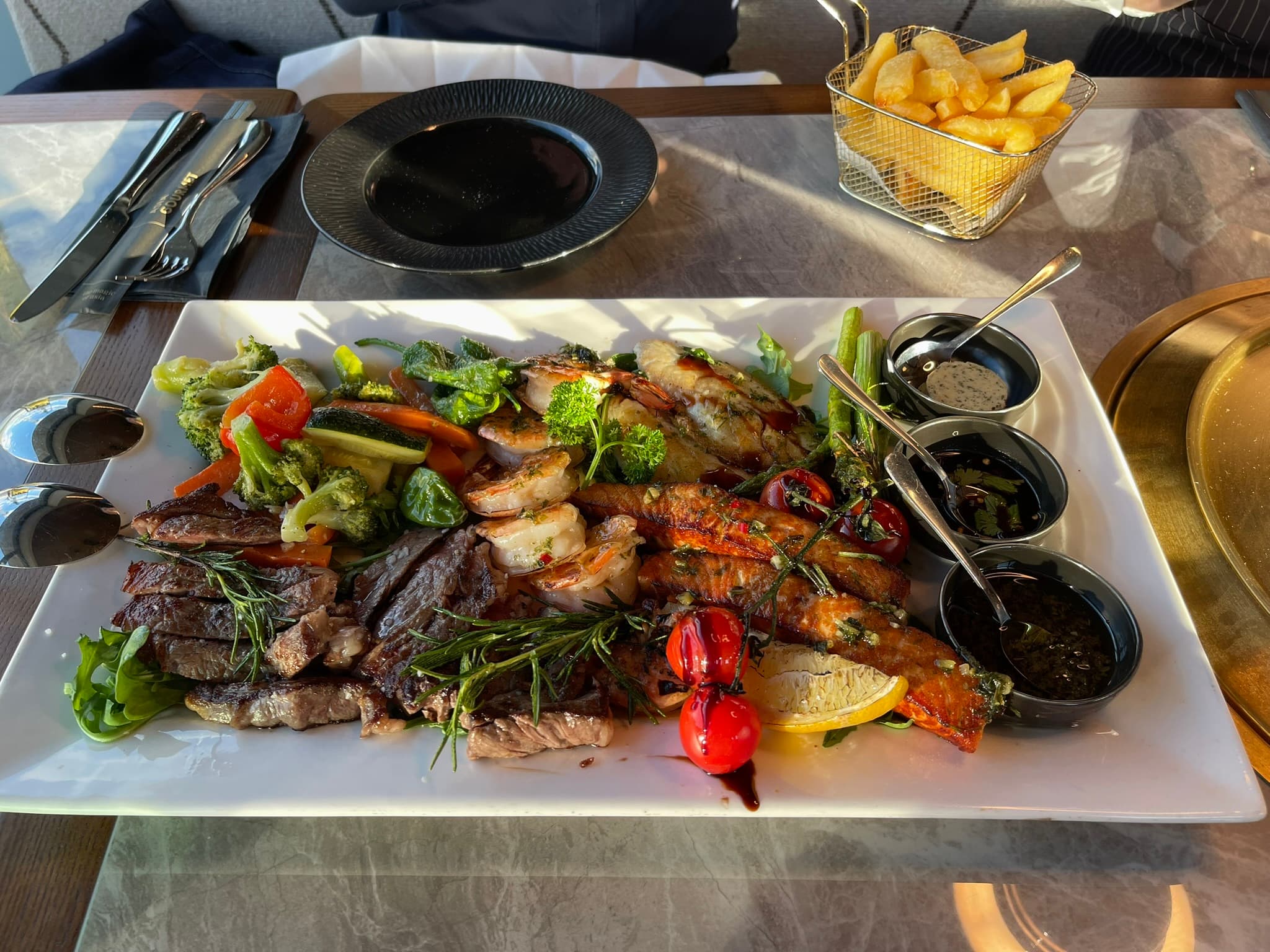 Akiko Japanese Steakhouse